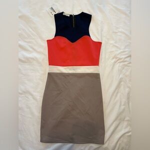 Color block dress. NWT. Size Small.